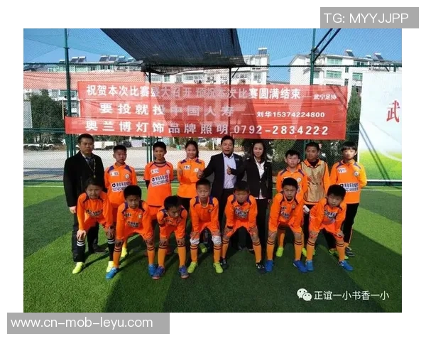 畅玩足球手游公益服体验不一样的足球激情与乐趣 畅玩足球手游公益服体验不一样的足球激情与乐趣