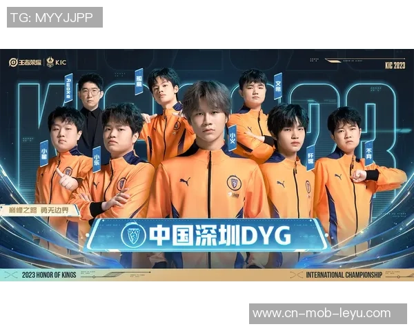 自由足球排位赛全新挑战开启，与你的队友一起争夺荣耀与胜利的巅峰之路